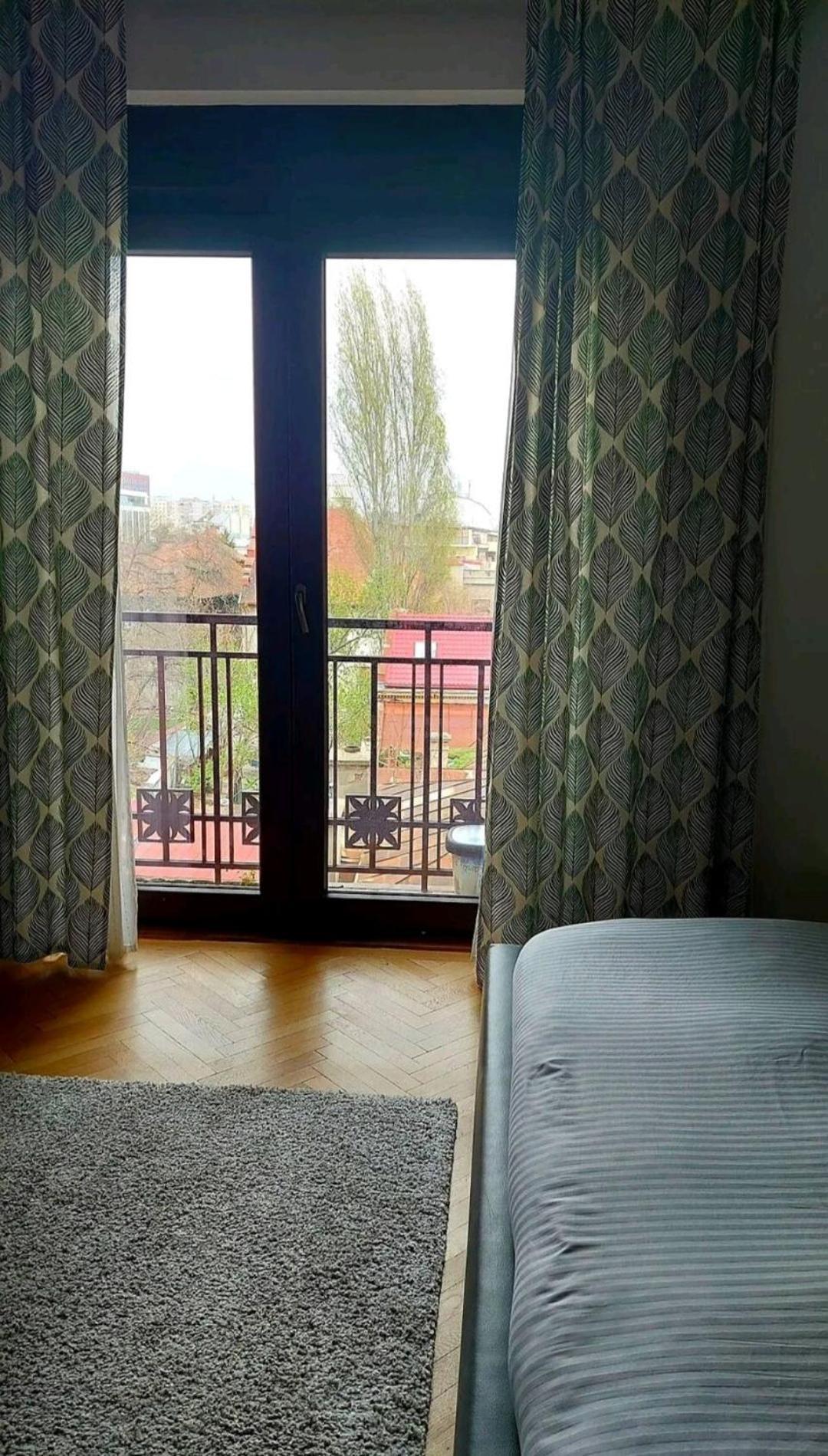 Classy Apartment With Parking In The City Center Bukarest Exterior foto